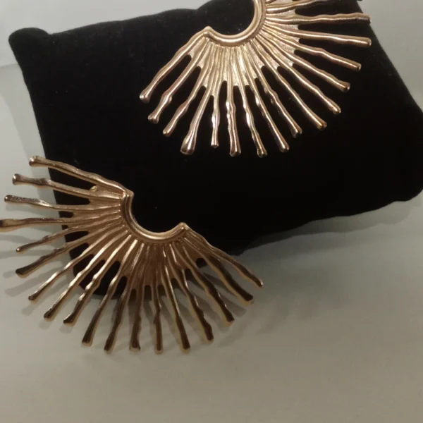 Gold Tone Fan Shape Pearl Drop Earrings